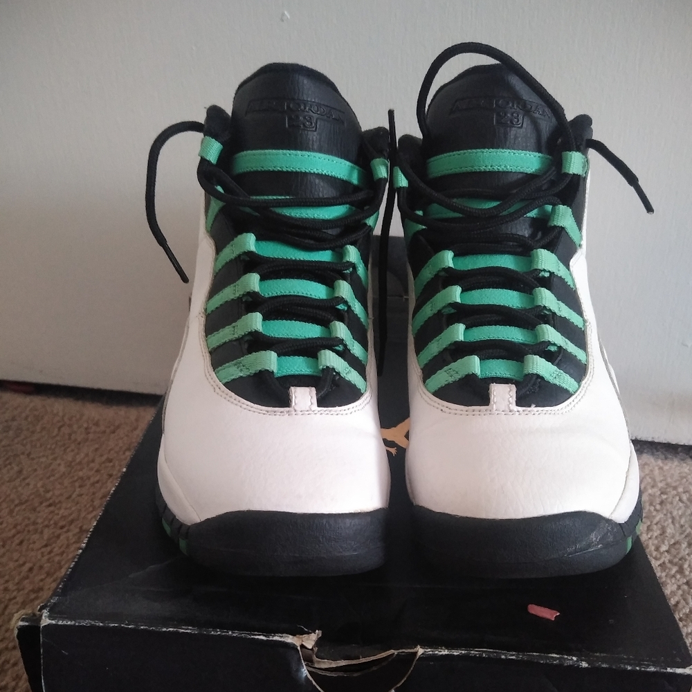 Air Jordan Retro 10 30th